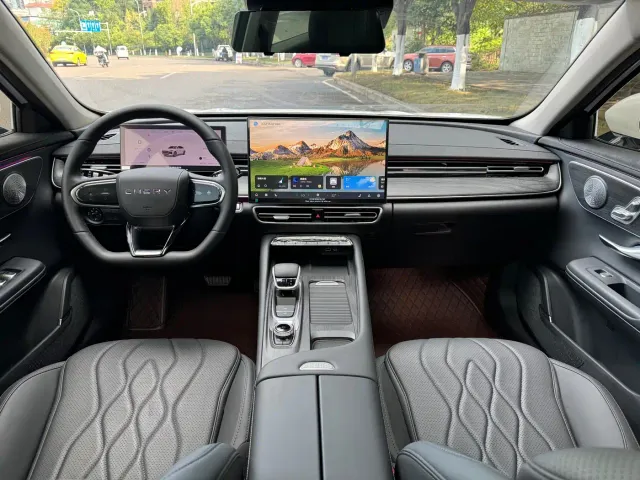 Chery Arrizo 8 PRO — Фото автомобиля 9