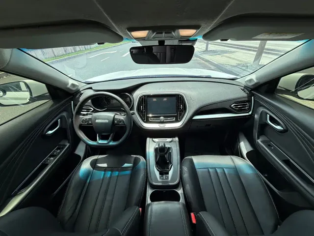 Jetour X70M — Фото автомобиля 12