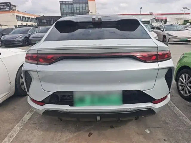 BYD Song L EV — Фото автомобиля 5