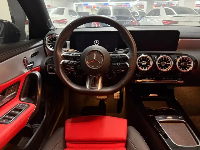 Mercedes-Benz A-Class AMG — Фото автомобиля 9