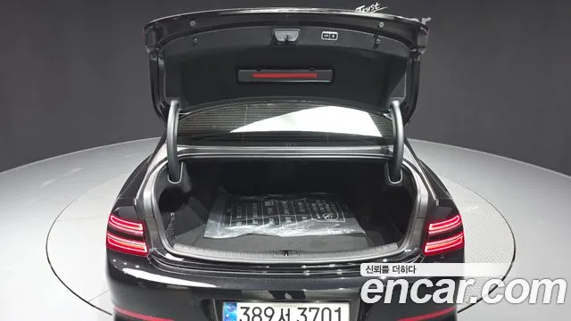 Genesis G80 Бензин 2.5 турбо AWD — Фото автомобиля 18