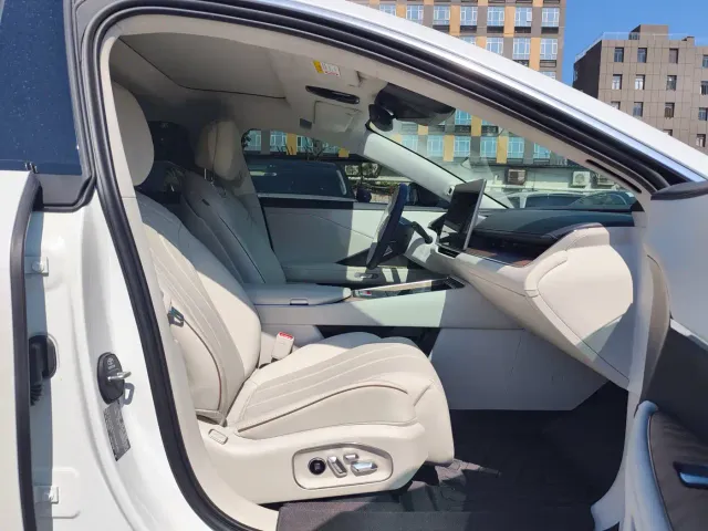 Toyota BoZhi 7 — Фото автомобиля 6