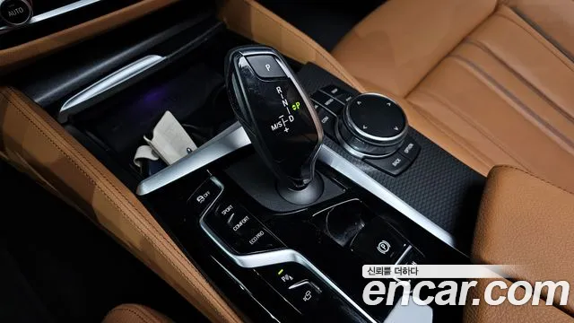 BMW 5-Series — Фото автомобиля 9