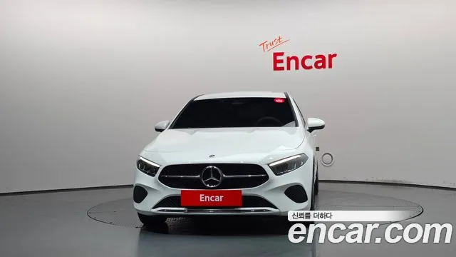 Mercedes-Benz A-Class W177 — Фото автомобиля 3