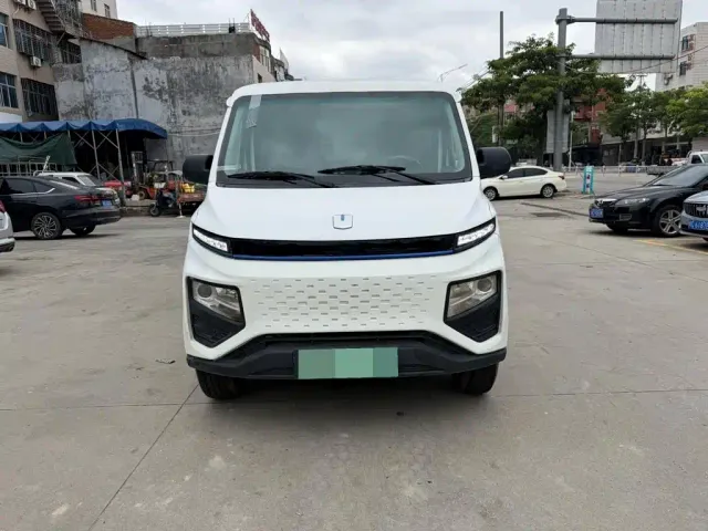 Yuan Cheng FarStar V 2023 Model V6E Gotion High-Tech 38.7kWh Premium Edition — Фото автомобиля 2