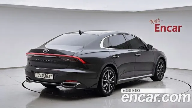 Hyundai Grandeur Новый Grandeur IG — Фото автомобиля 2