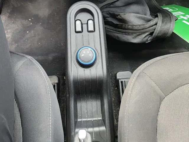 Wuling Motors Hongguang MINIEV 2020 Comfort Edition (LFP Battery) — Фото автомобиля 13