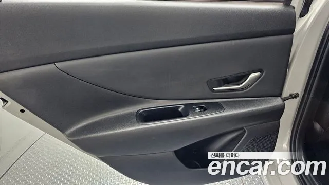 Hyundai Avante CN7 — Фото автомобиля 14