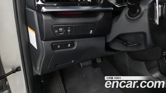 Kia Niro — Фото автомобиля 24