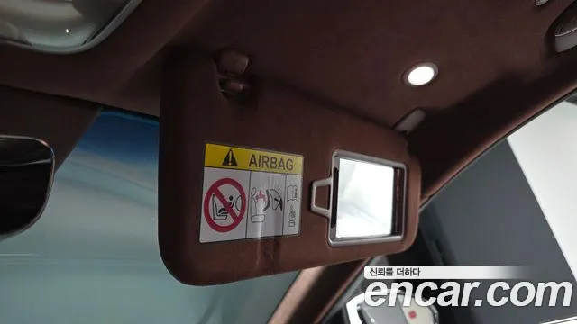 Genesis G90 Бензин 3.5 турбо AWD — Фото автомобиля 21