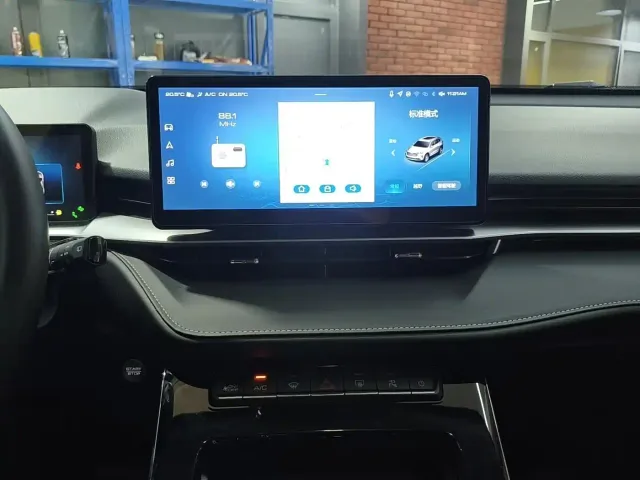 Haval H6 — Фото автомобиля 13