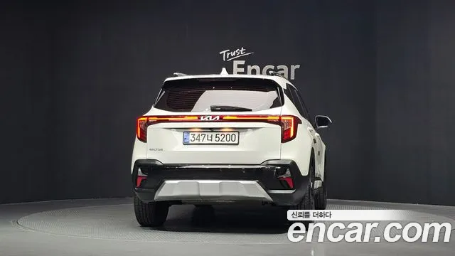 Kia Seltos Новый Seltos Бензин 2.0 2WD — Фото автомобиля 3