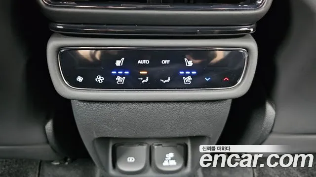 Genesis GV80 — Фото автомобиля 29