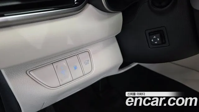 Genesis G70 Новый G70 Бензин 2.5T 4WD — Фото автомобиля 12