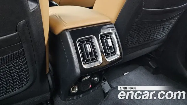 Kia Sorento Sorento 4-е поколение Бензин 2.5T 4WD — Фото автомобиля 16
