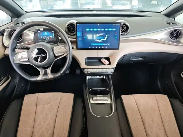 BYD Dolphin — Фото автомобиля 9