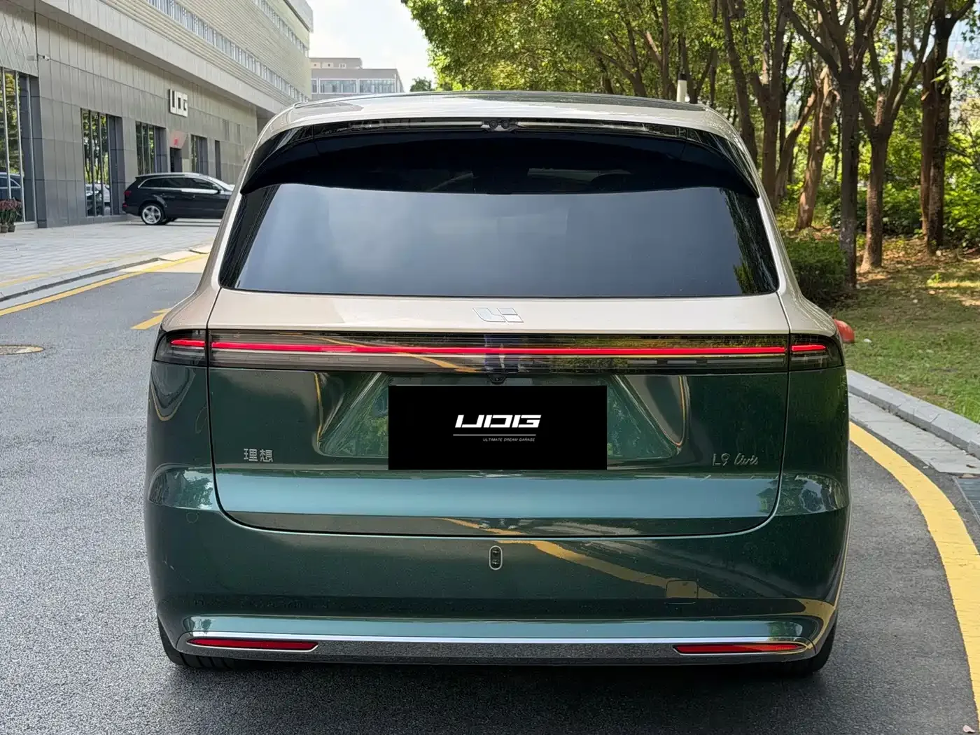 Li Auto Li Xiang L9 2026 Base Model — Фото автомобиля 4