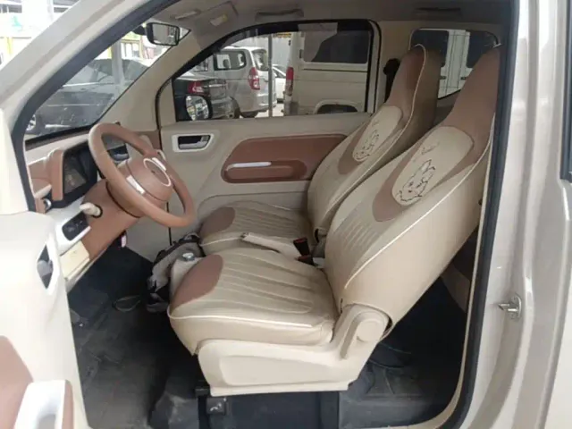 Wuling Hongguang Mini EV — Фото автомобиля 14