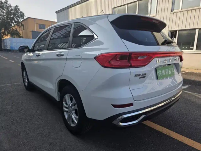 Haval M6 — Фото автомобиля 12
