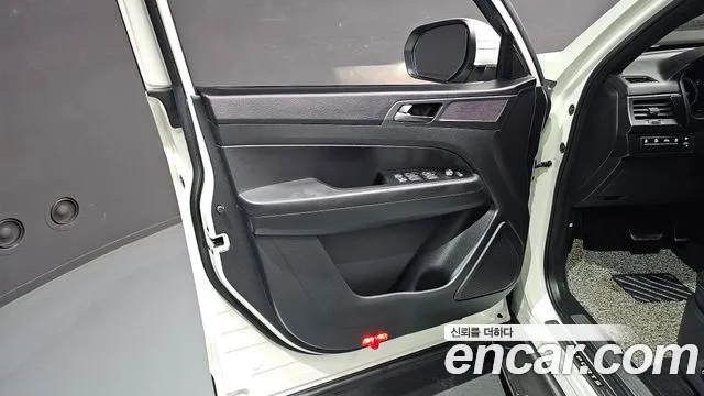 KGM Rexton Rexton (New) Sports — Фото автомобиля 13