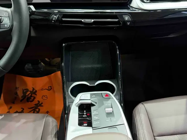 BMW X1 — Фото автомобиля 11