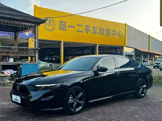 Фотография автомобиля — Honda Inspire