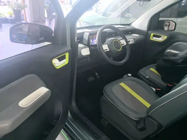 Wuling Hongguang Mini EV — Фото автомобиля 15