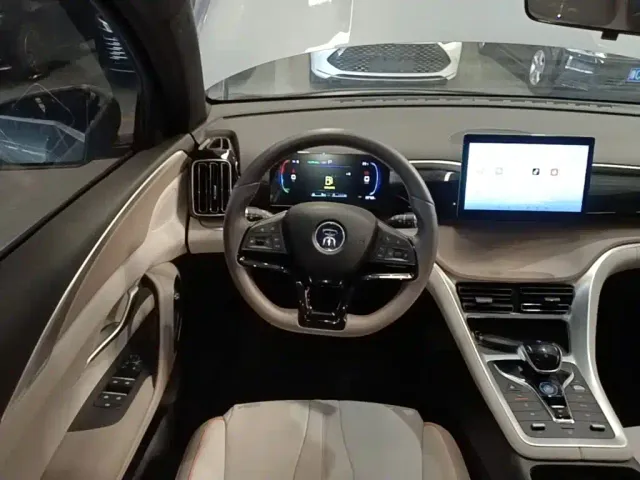 BYD Song Pro — Фото автомобиля 10