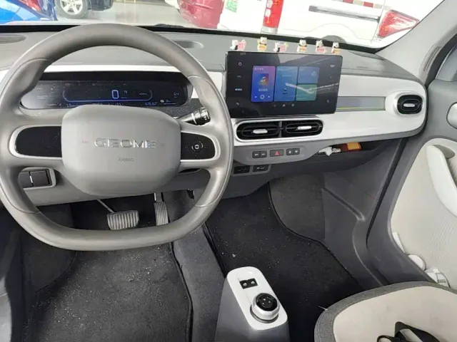 Geely Panda — Фото автомобиля 9