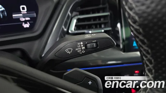 Audi Q4 e-tron — Фото автомобиля 27