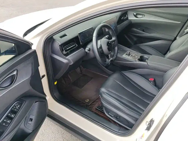 BYD Seal 06 — Фото автомобиля 15