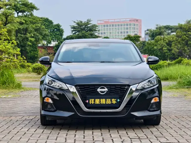 Nissan Teana — Фото автомобиля 2