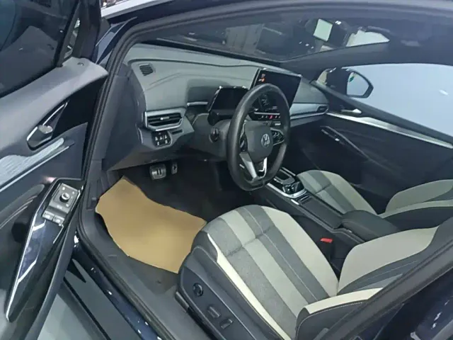 Volkswagen ID.4 Crozz — Фото автомобиля 15