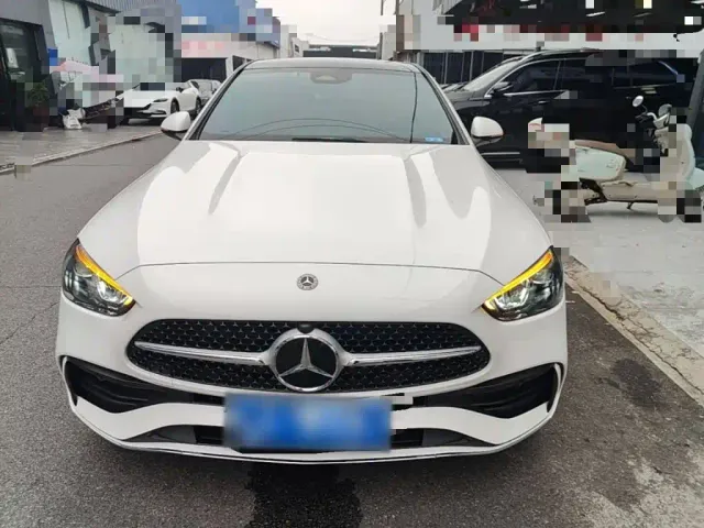 Mercedes-Benz C-Class — Фото автомобиля 2