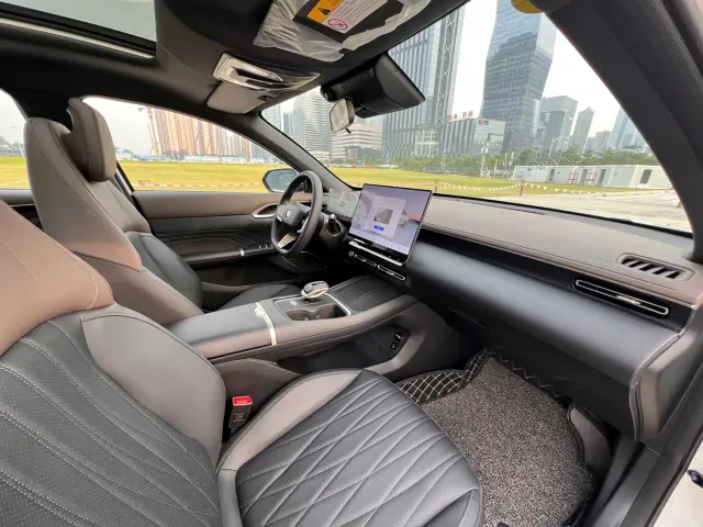 Changan Eado — Фото автомобиля 12