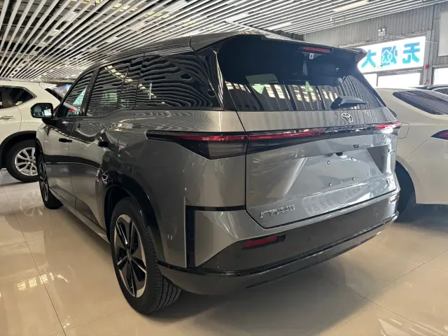 Toyota BoZhi 3X — Фото автомобиля 4