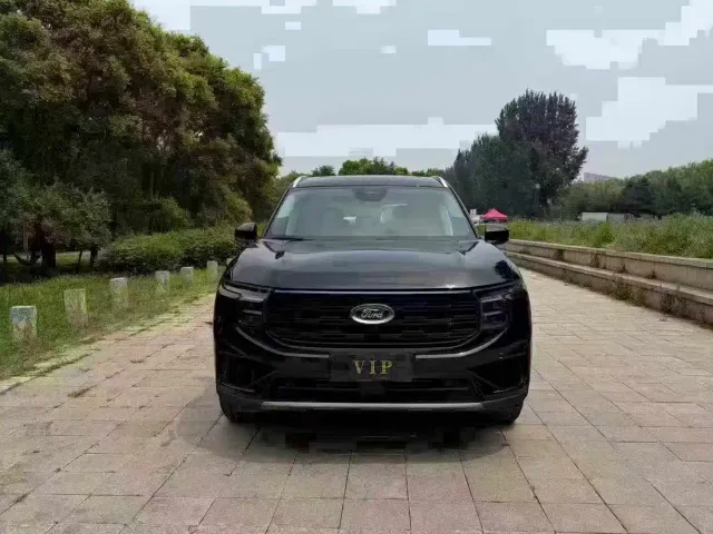Ford Edge — Фото автомобиля 2