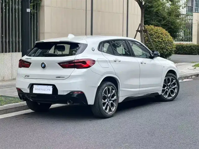 BMW X2 — Фото автомобиля 3