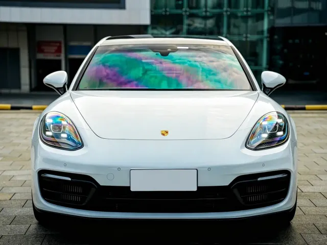 Porsche Panamera — Фото автомобиля 2