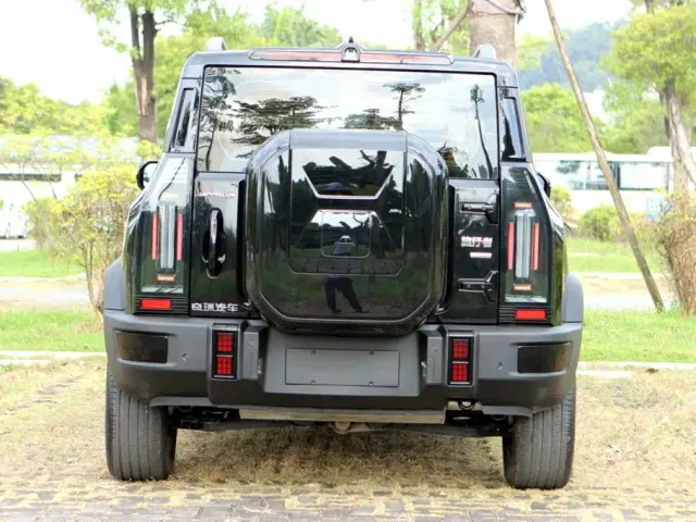 Jetour T2 — Фото автомобиля 6