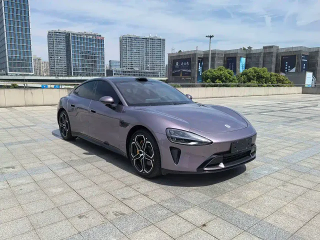 Xiaomi SU7 — Фото автомобиля 4
