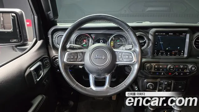 Jeep Wrangler JL — Фото автомобиля 14