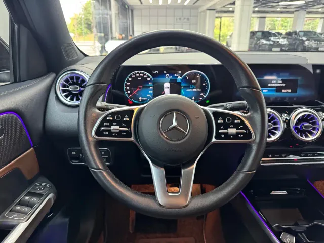 Mercedes-Benz GLB-Class — Фото автомобиля 7