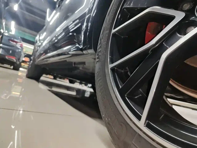 Audi Q5L — Фото автомобиля 21