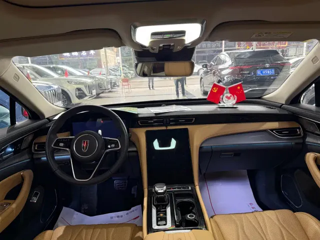 Hongqi H5 — Фото автомобиля 6