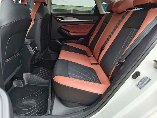 Changan Eado — Фото автомобиля 7