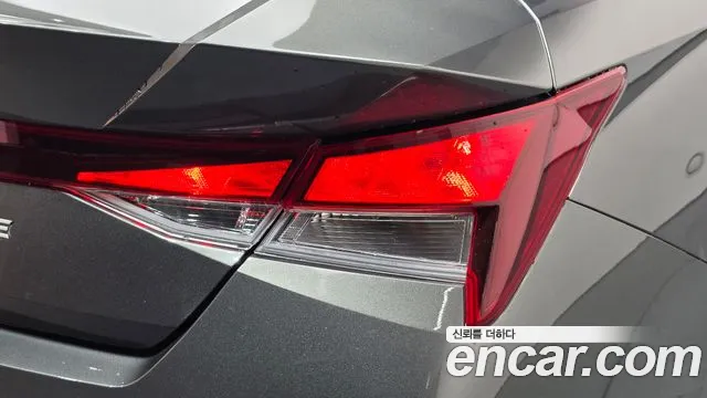 Hyundai Avante CN7 — Фото автомобиля 8