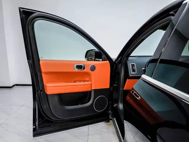 Li Auto L6 — Фото автомобиля 8