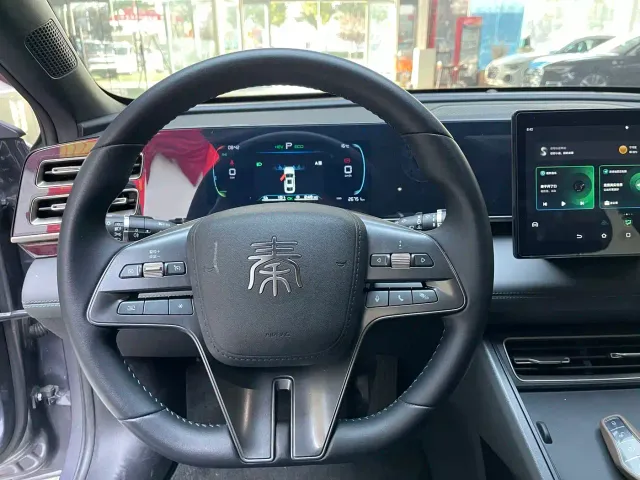 BYD Qin L — Фото автомобиля 18