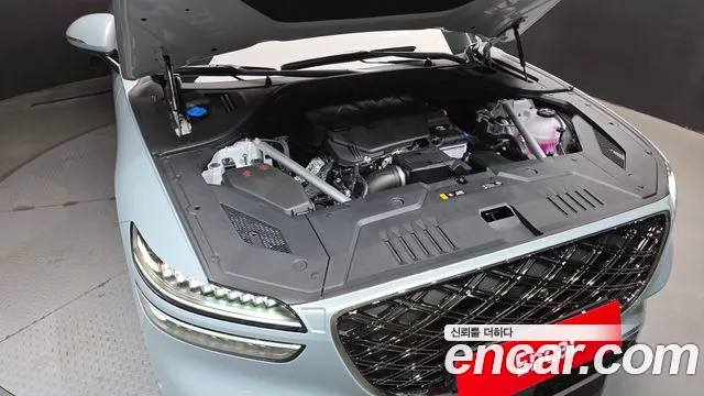 Genesis GV70 — Фото автомобиля 9